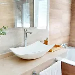 Apartment Entrenaranjos
